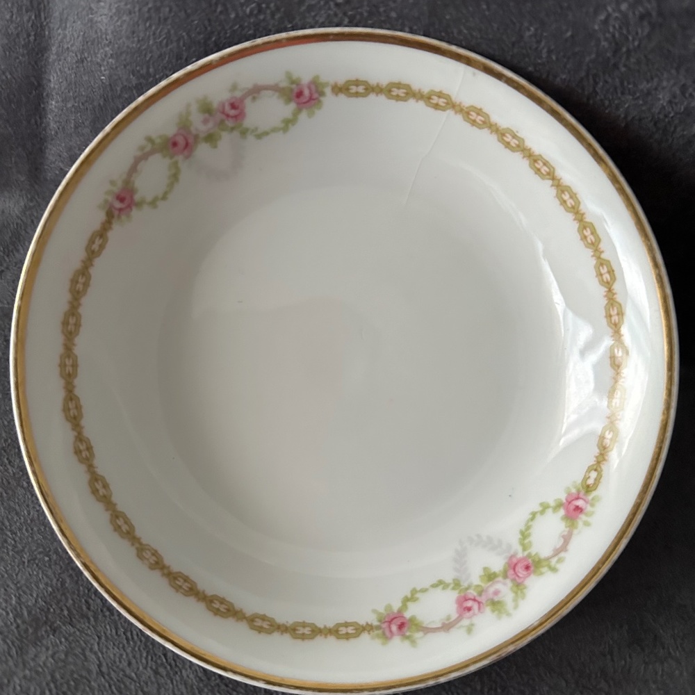 Heinrich & Co Selb, Bavaria, small dessert bowl